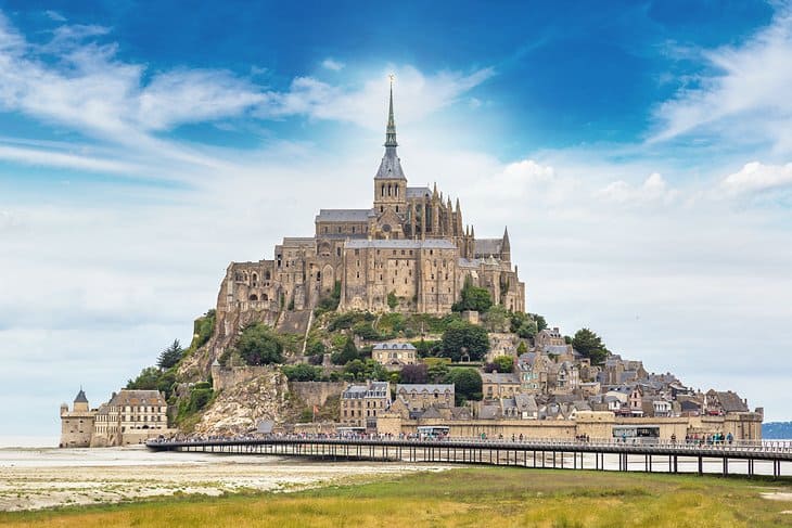 Explore Europe with France Tourist Visa